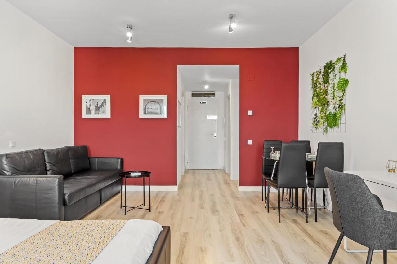 דירות Aquarius: Upscale Flat In The Heart Of Bucharest! מראה חיצוני תמונה